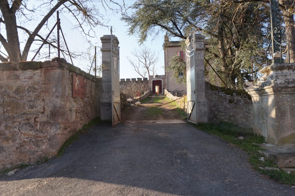 Entrée château Castelmus Castelnau Pegayrols