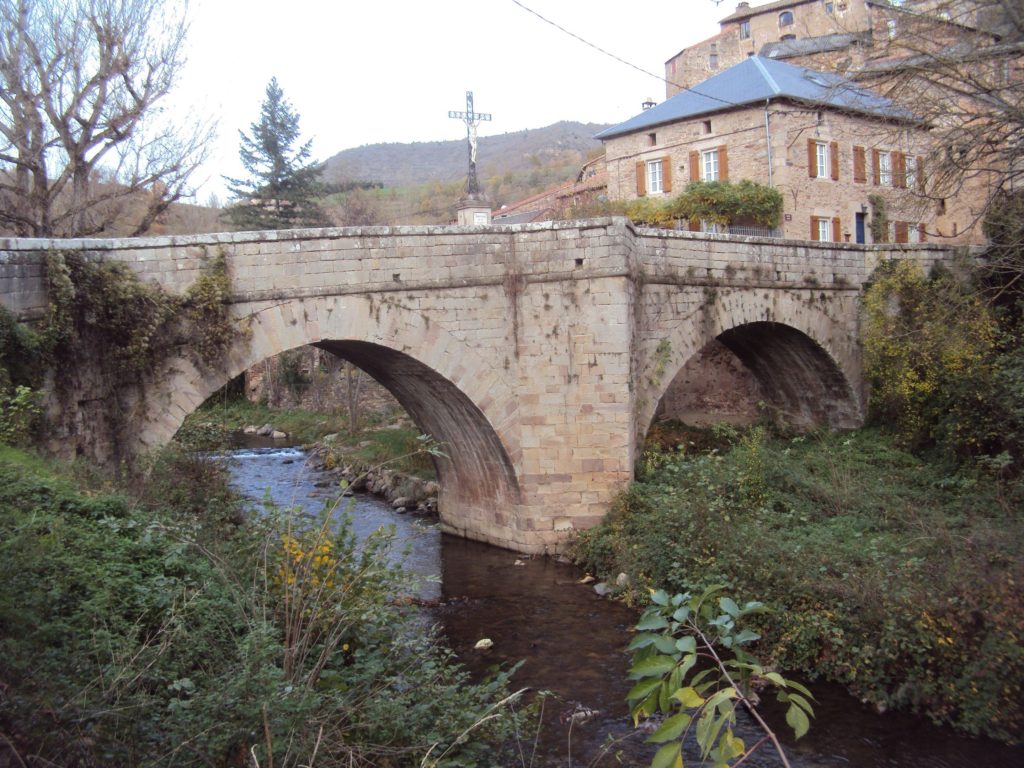 Pont de Roquetaillade Montjaux